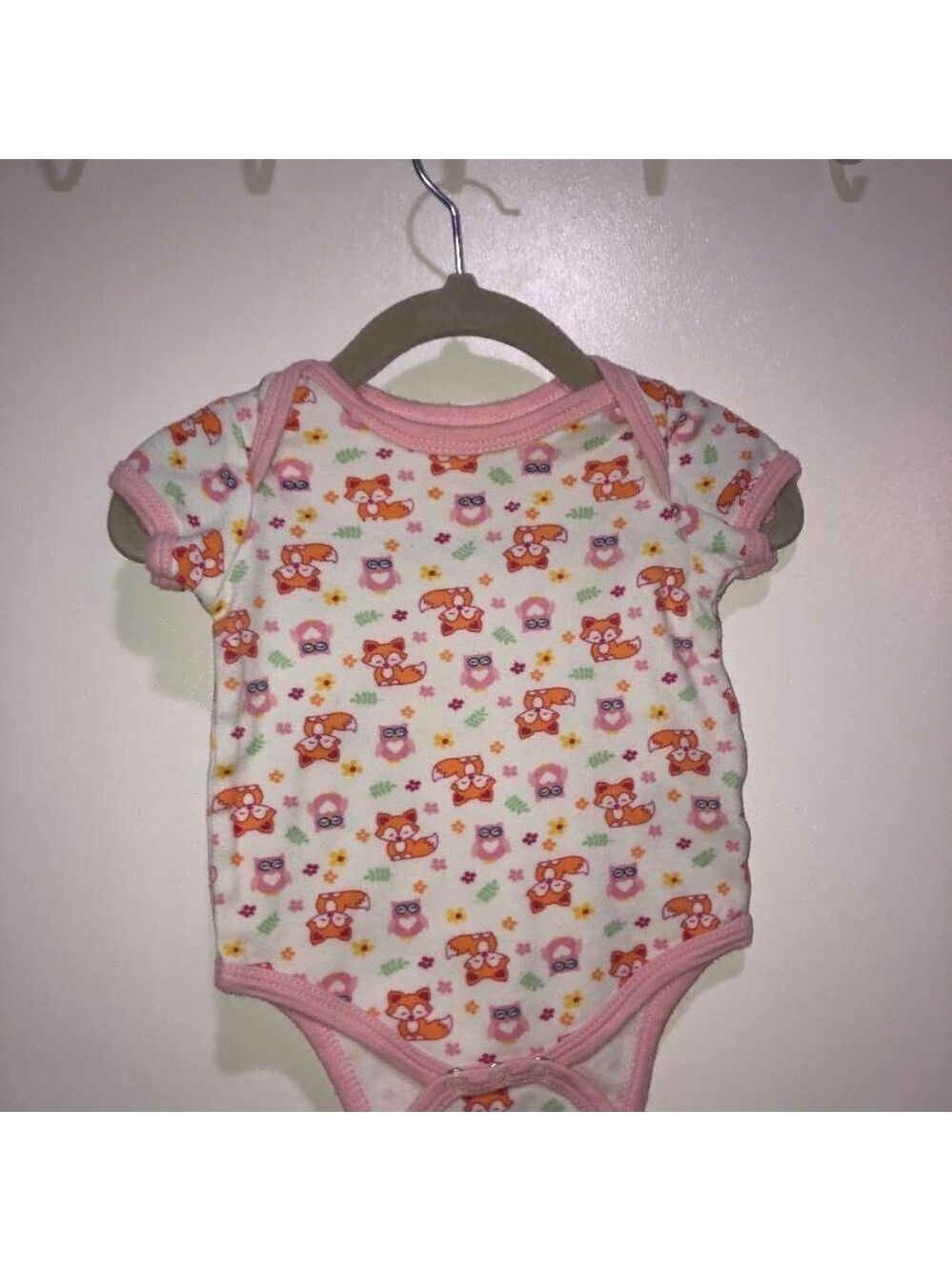 5 for $10 Girl's Wee Play onesie Size 6-9 months